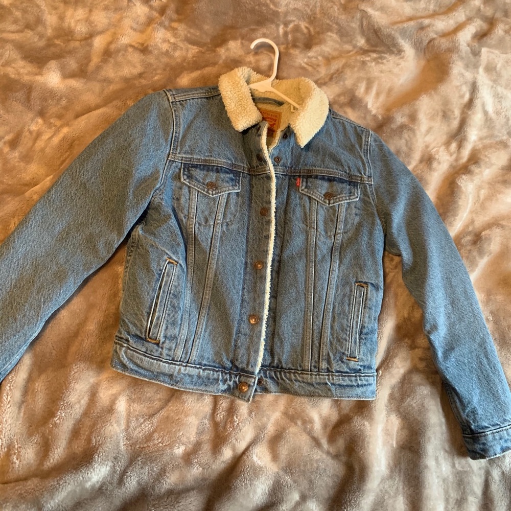 Levi’s Denim Jacket Size Small